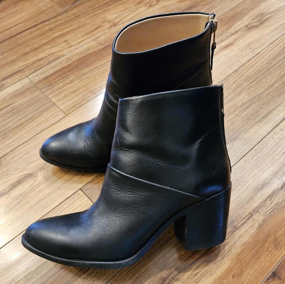 Nisolo Dari Commuter Ankle boot
